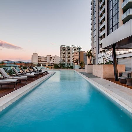 Iconic Kirra Beach Resort Гоулд Коуст Екстериор снимка