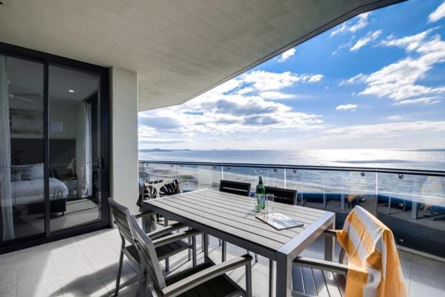 Iconic Kirra Beach Resort Гоулд Коуст Екстериор снимка